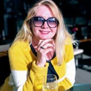 Meet your Posher, Irina